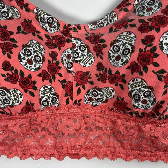 Torrid Curve Bra Size Large Lace Sugar Skulls Roses **FLAW** - Picture 5 of 16